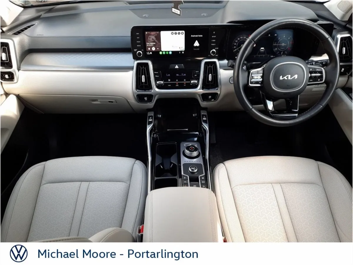 Kia Sorento 2.2 K3 4X2 Diesel 5 Seats - Image 2