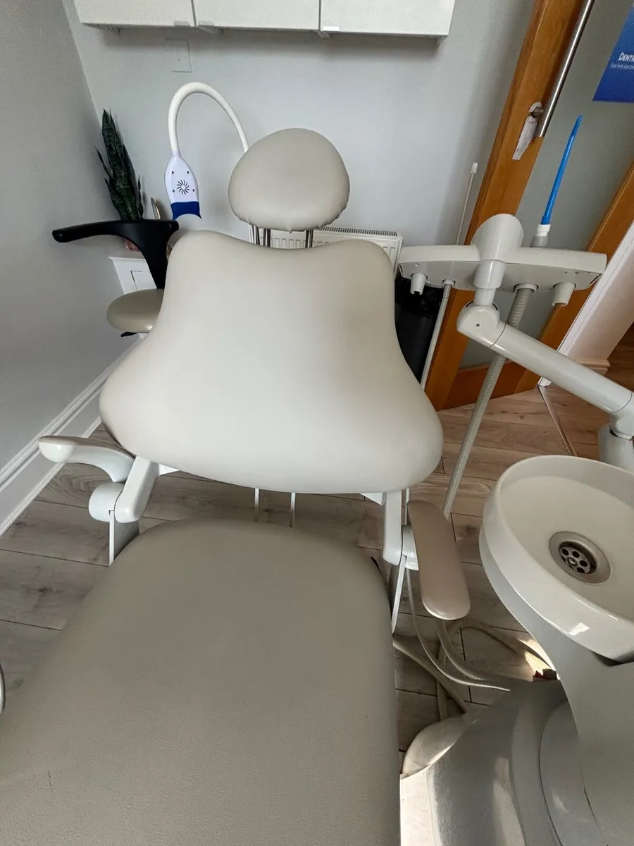 Dental Chair Kavo 1058 - Image 4