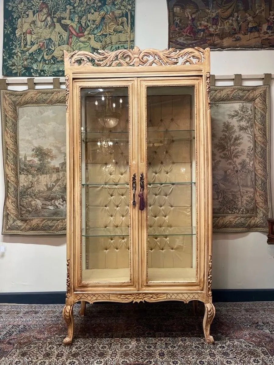 Charming Vintage Painted Vitrine with Glass Shelves - Image 1