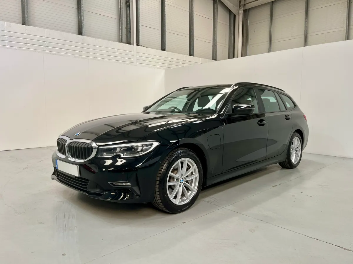 BMW 330E Pro Touring - Image 3