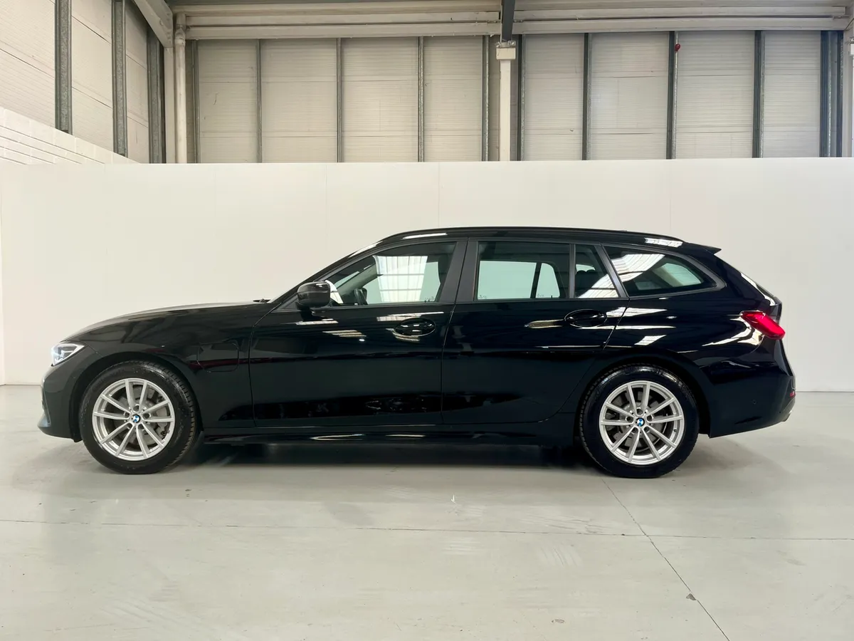 BMW 330E Pro Touring - Image 4