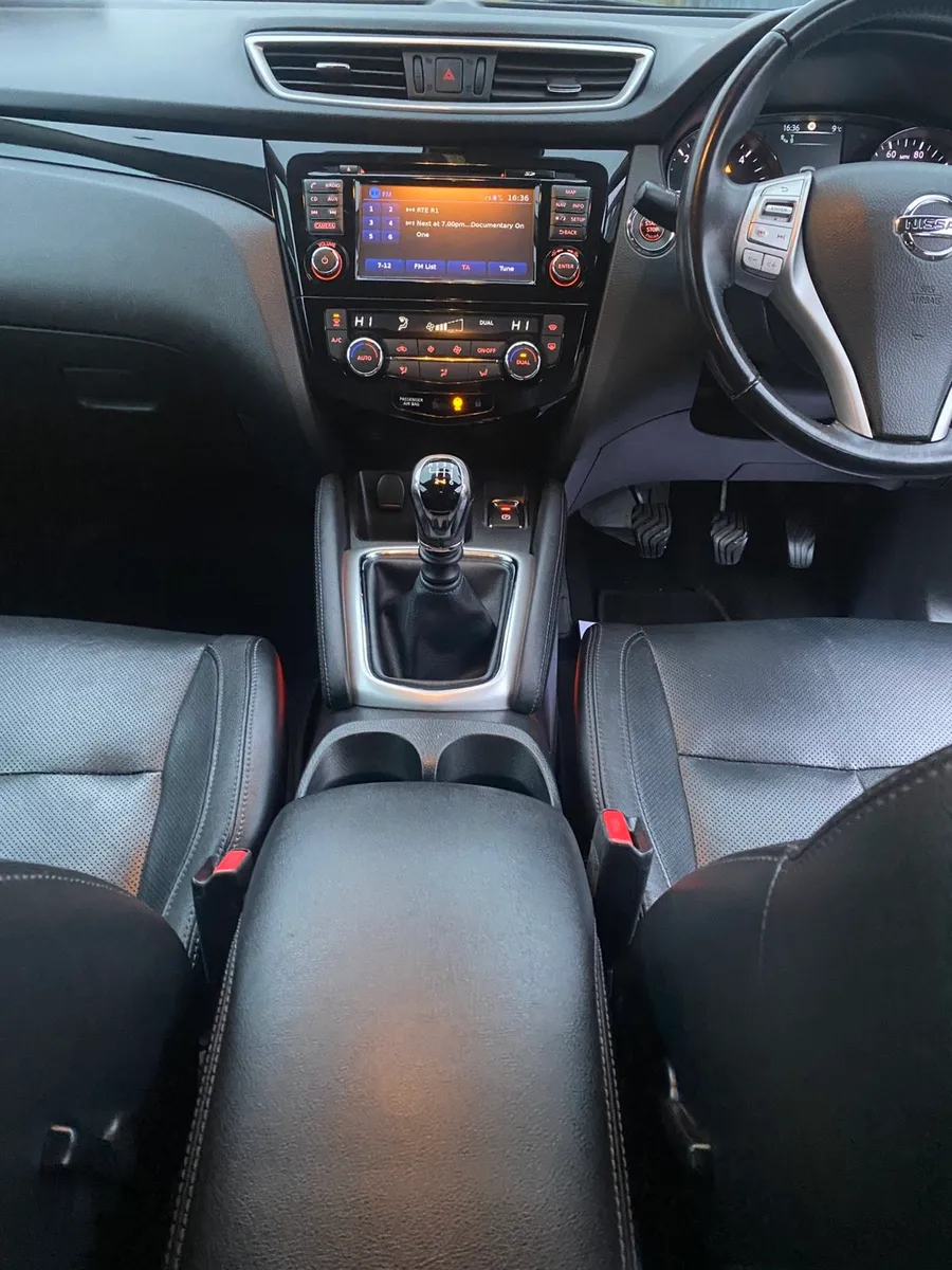 NISSAN QASHQAi 1.5 DCI TEKNA 5DR - Image 3