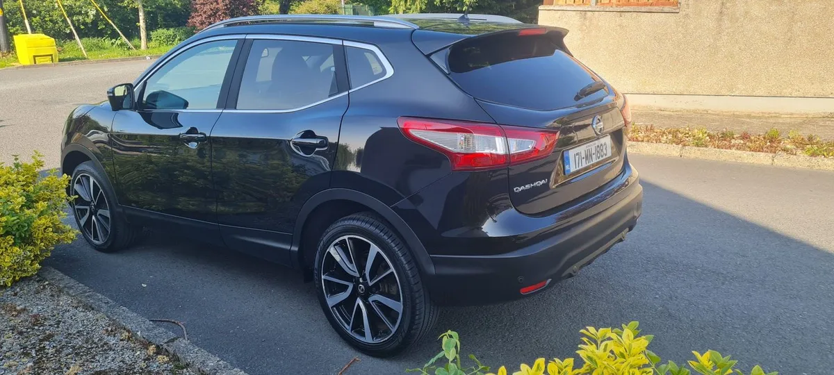 NISSAN QASHQAi 1.5 DCI TEKNA 5DR - Image 1