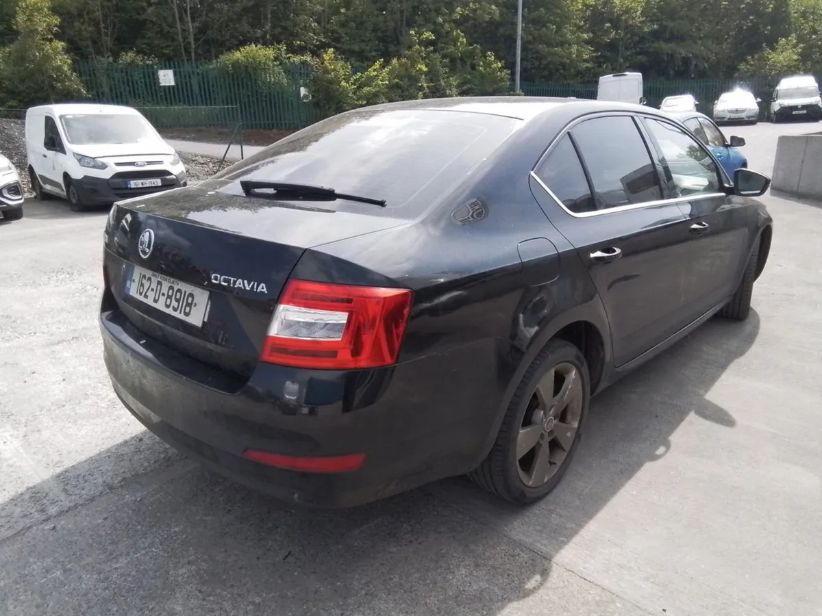 Skoda Octavia Style 1.6 Tdi 110hp 4dr - 1598cc - Image 3