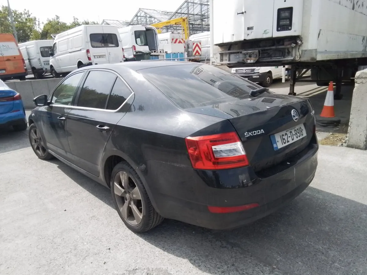 Skoda Octavia Style 1.6 Tdi 110hp 4dr - 1598cc - Image 4