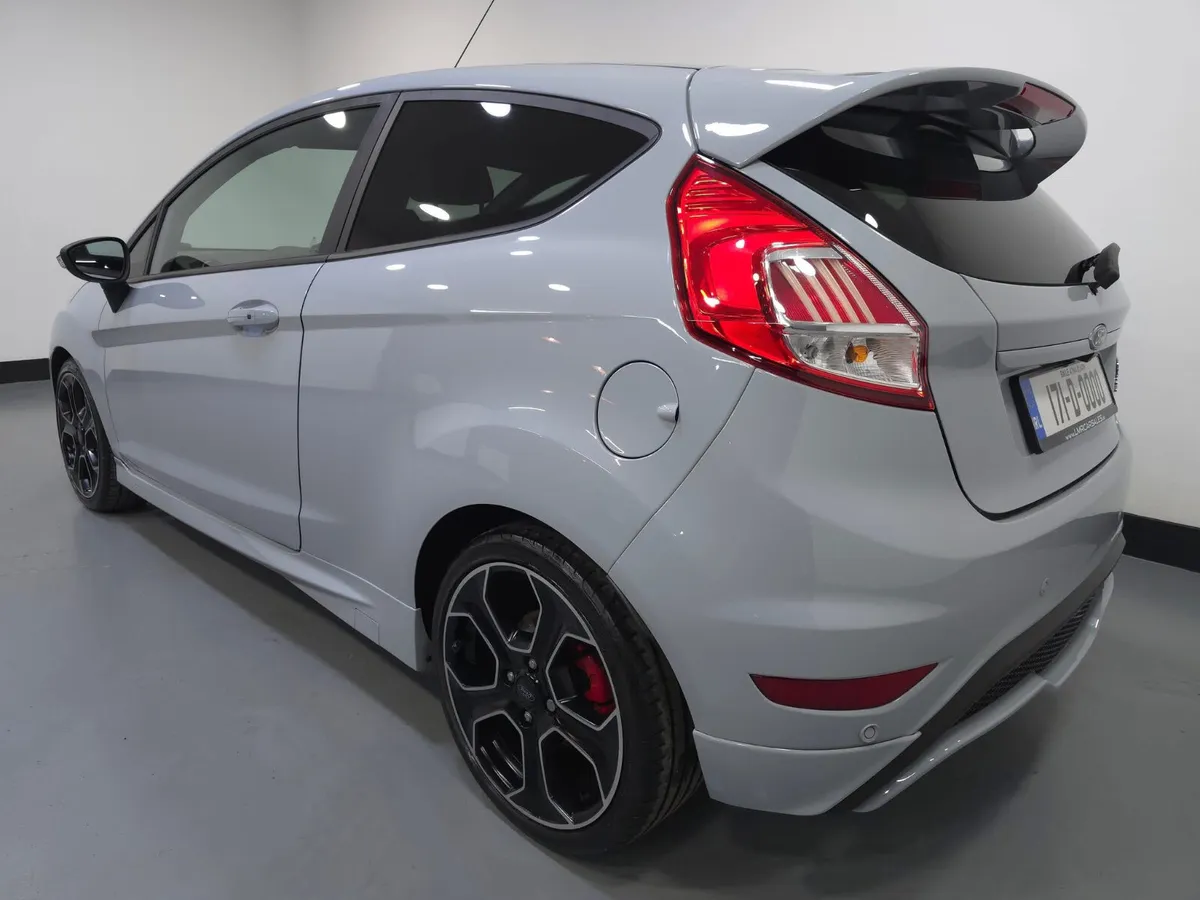 Ford Fiesta ST200 1.6 Petrol - Image 2