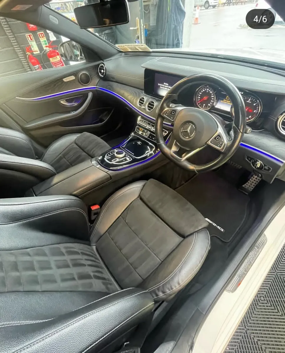 181 Mercedes e200 - Image 4