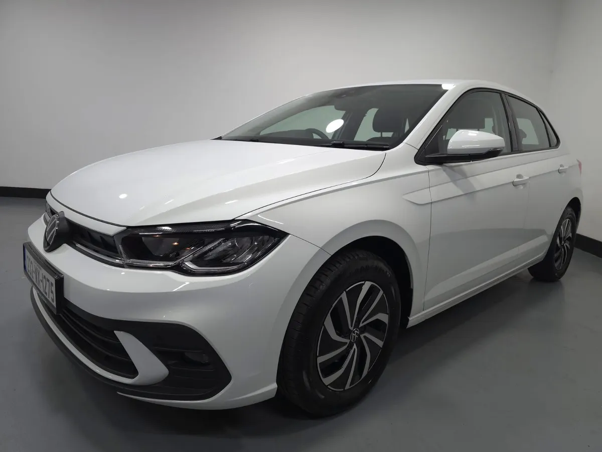 VW Polo Trendline 1.0 Auto - Image 3
