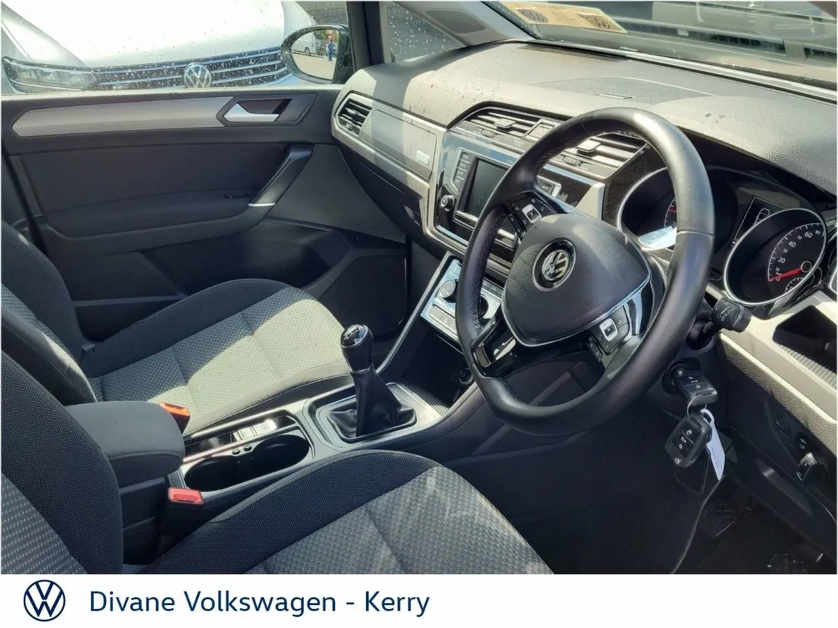 Volkswagen Touran 7 Seater Comfortline 1.6tdi 115 - Image 4