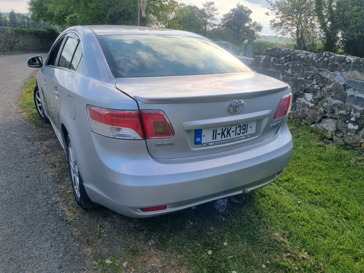 Toyota avensis - Image 4