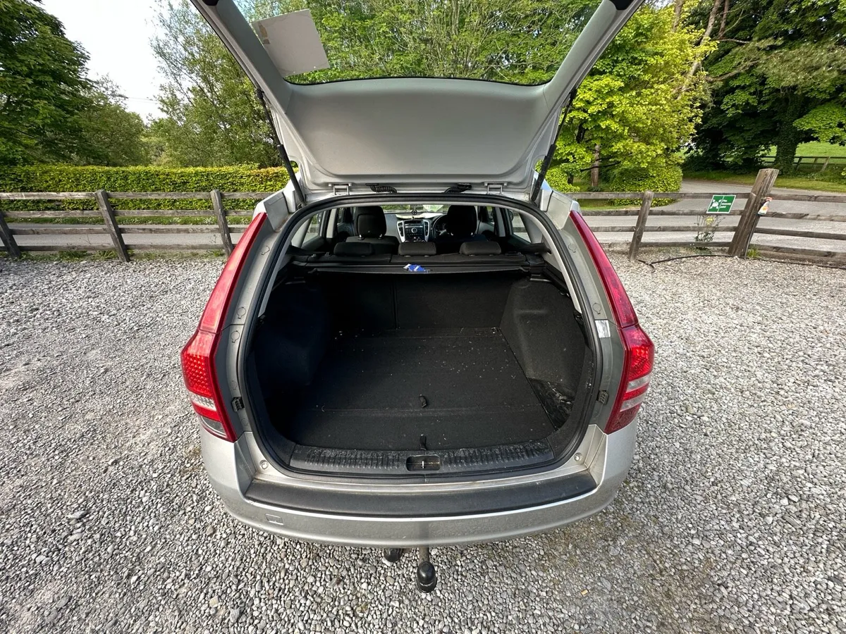 Kia ceed sw 1.6 - Image 4