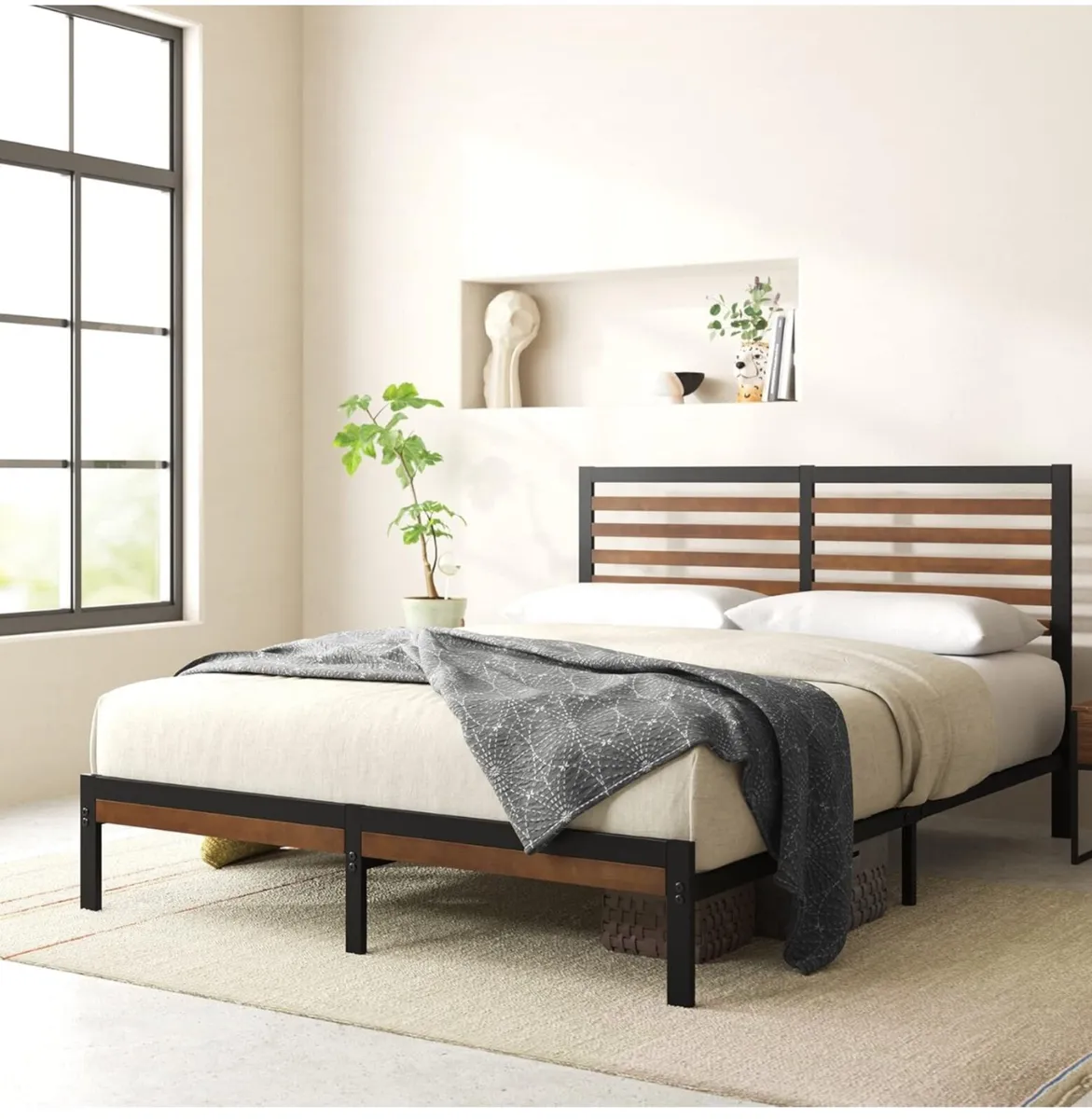 Double Bed Frame 135x190 cm - Image 4