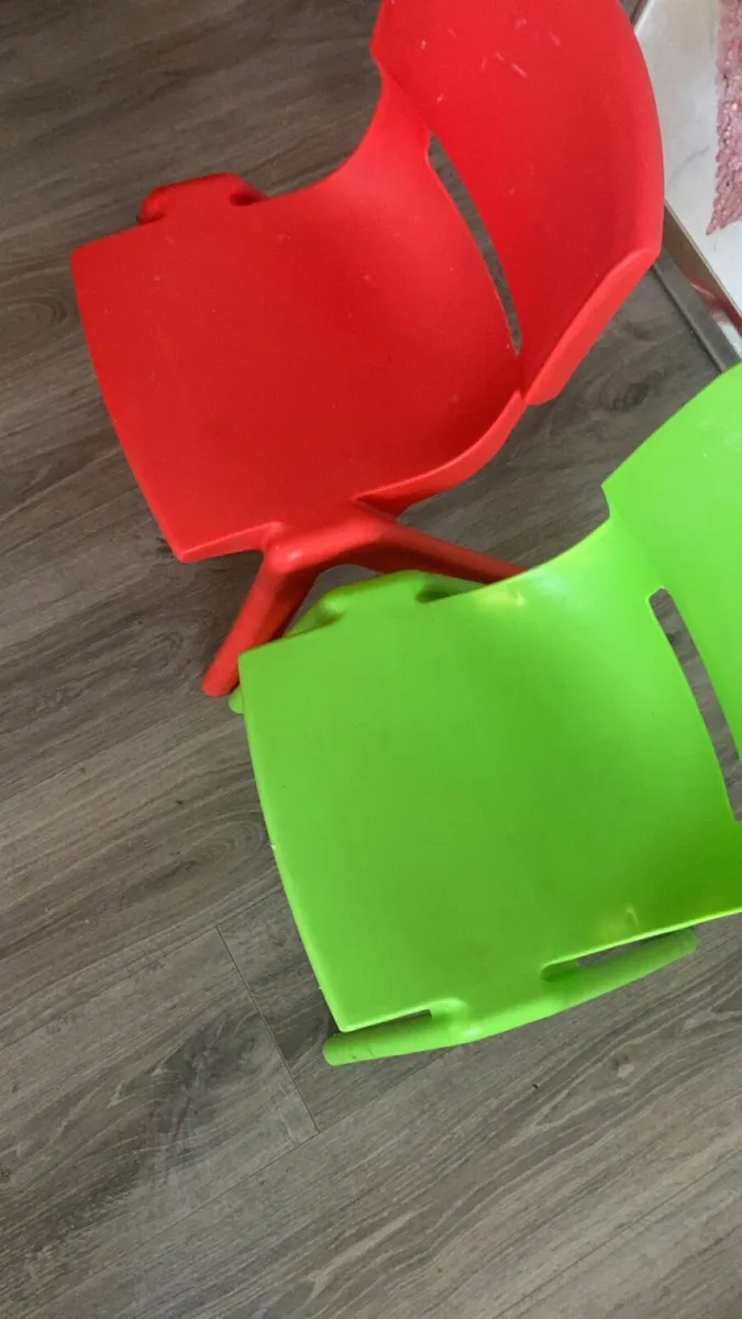 Kids chairs - Image 3