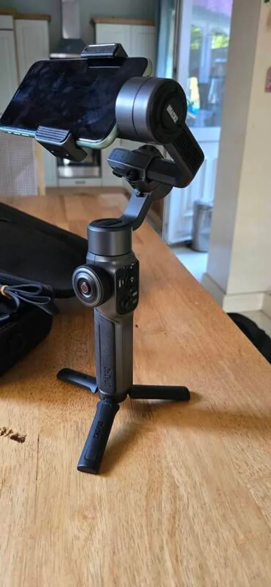 Zhiyun Smooth 5 Gimbal - Image 4