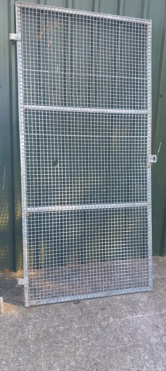 Galvanised gates / doors - Image 4