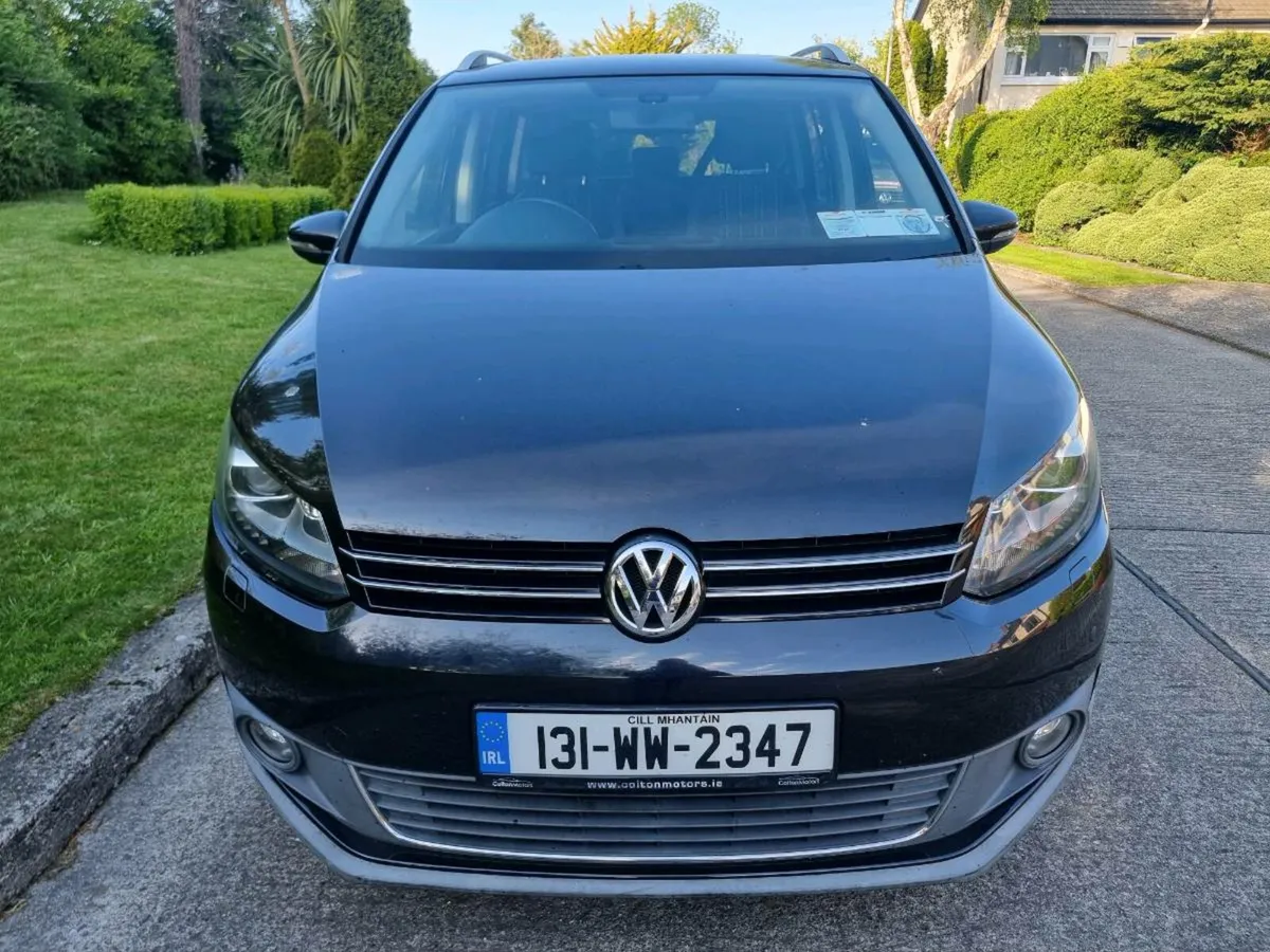 VW Touran Cross Automatic 7-seater - Image 4