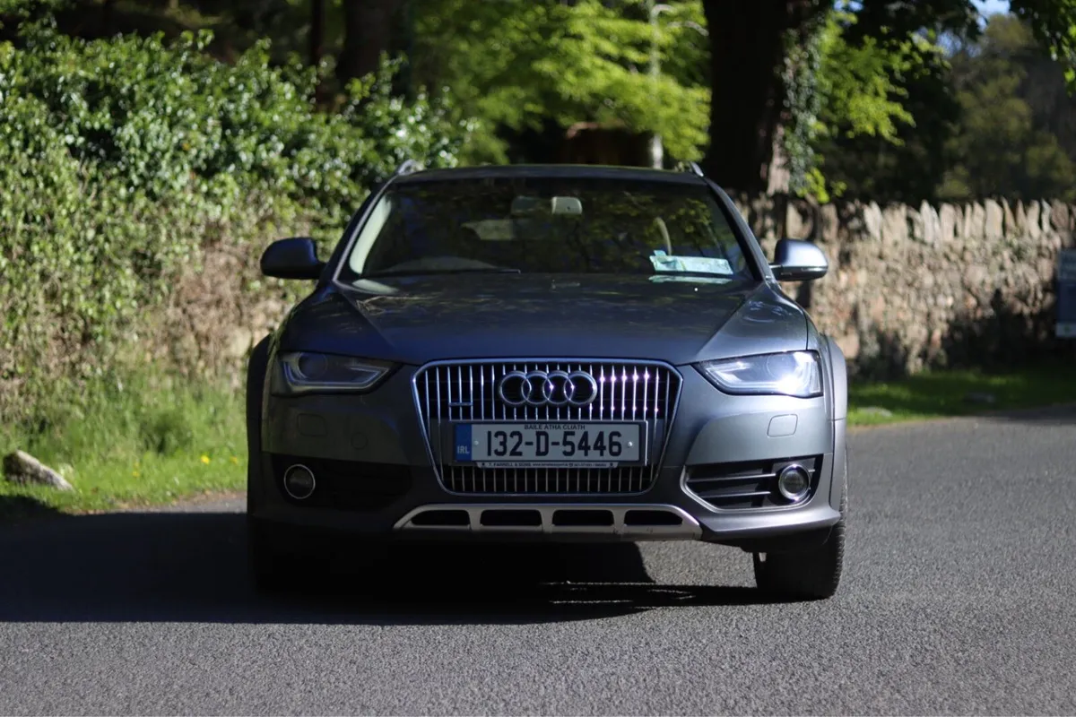 Audi A4 Allroad 2013 - Image 2