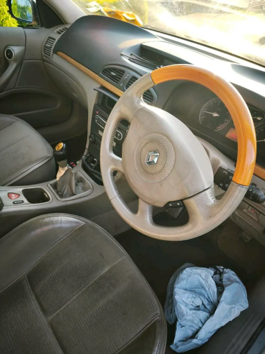 Renault Laguna - Image 4