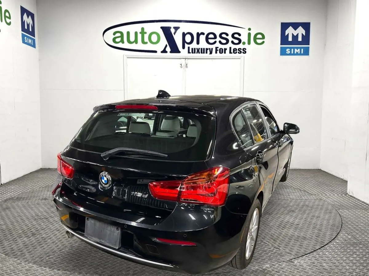 BMW 1 Series 118D Automatic  Reversing Camera - Image 3