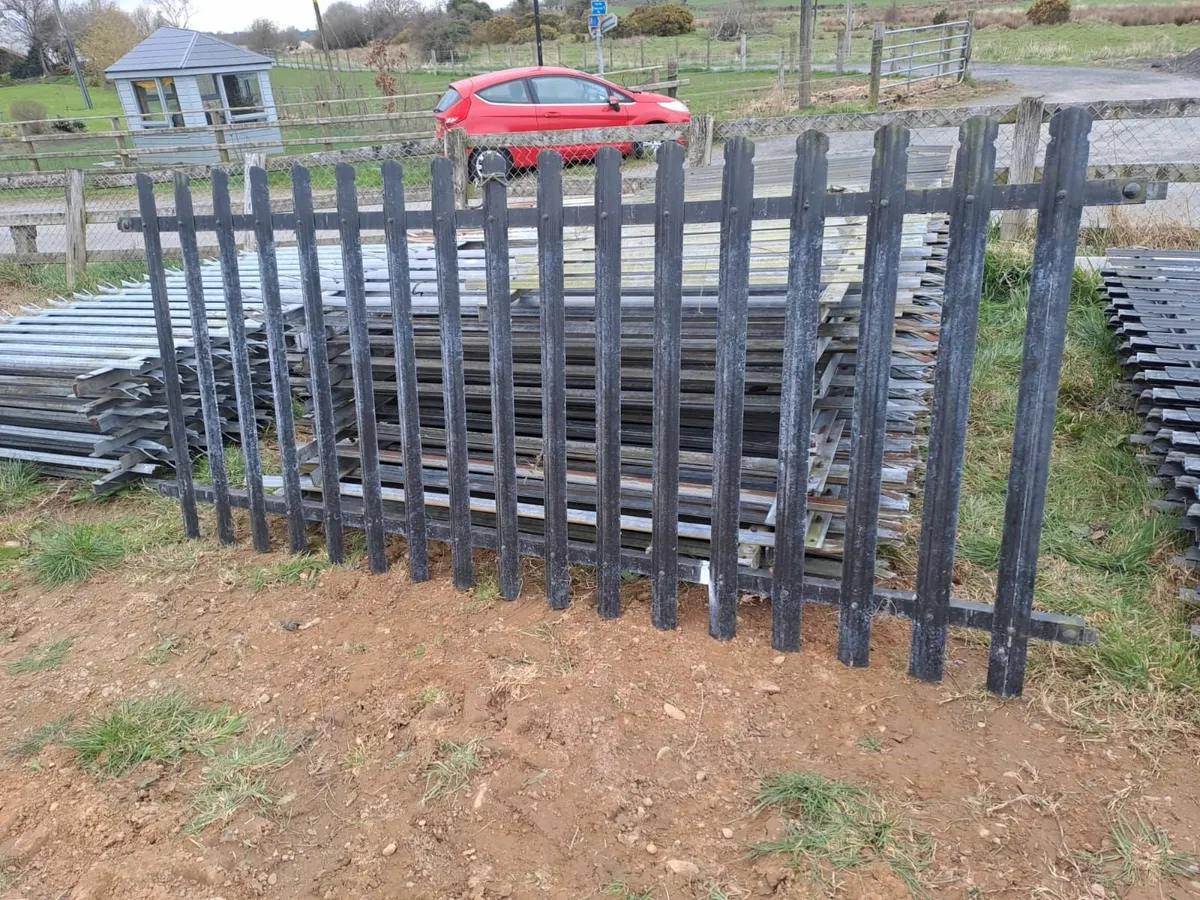 Galvanised Railings - Image 2