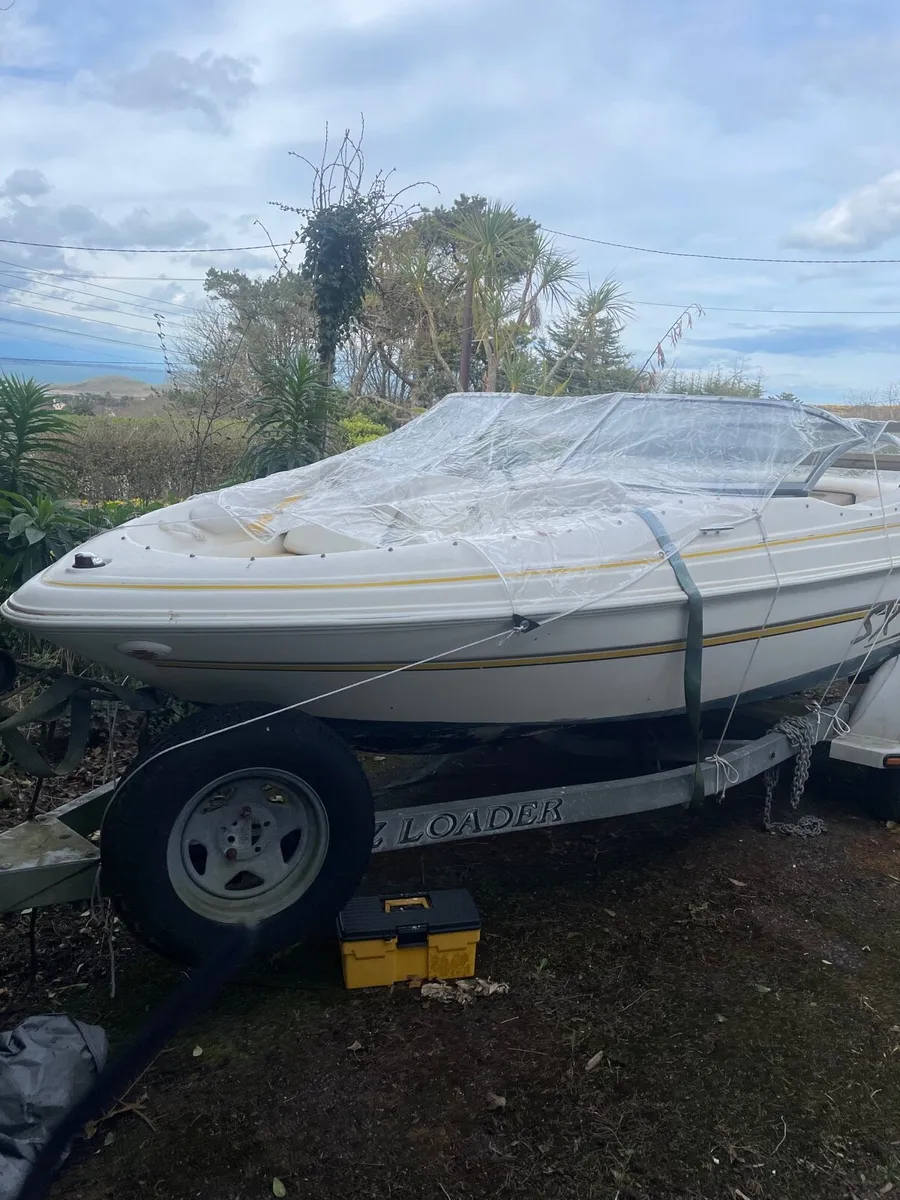 boat glastron 145 inboard 17foot - Image 3