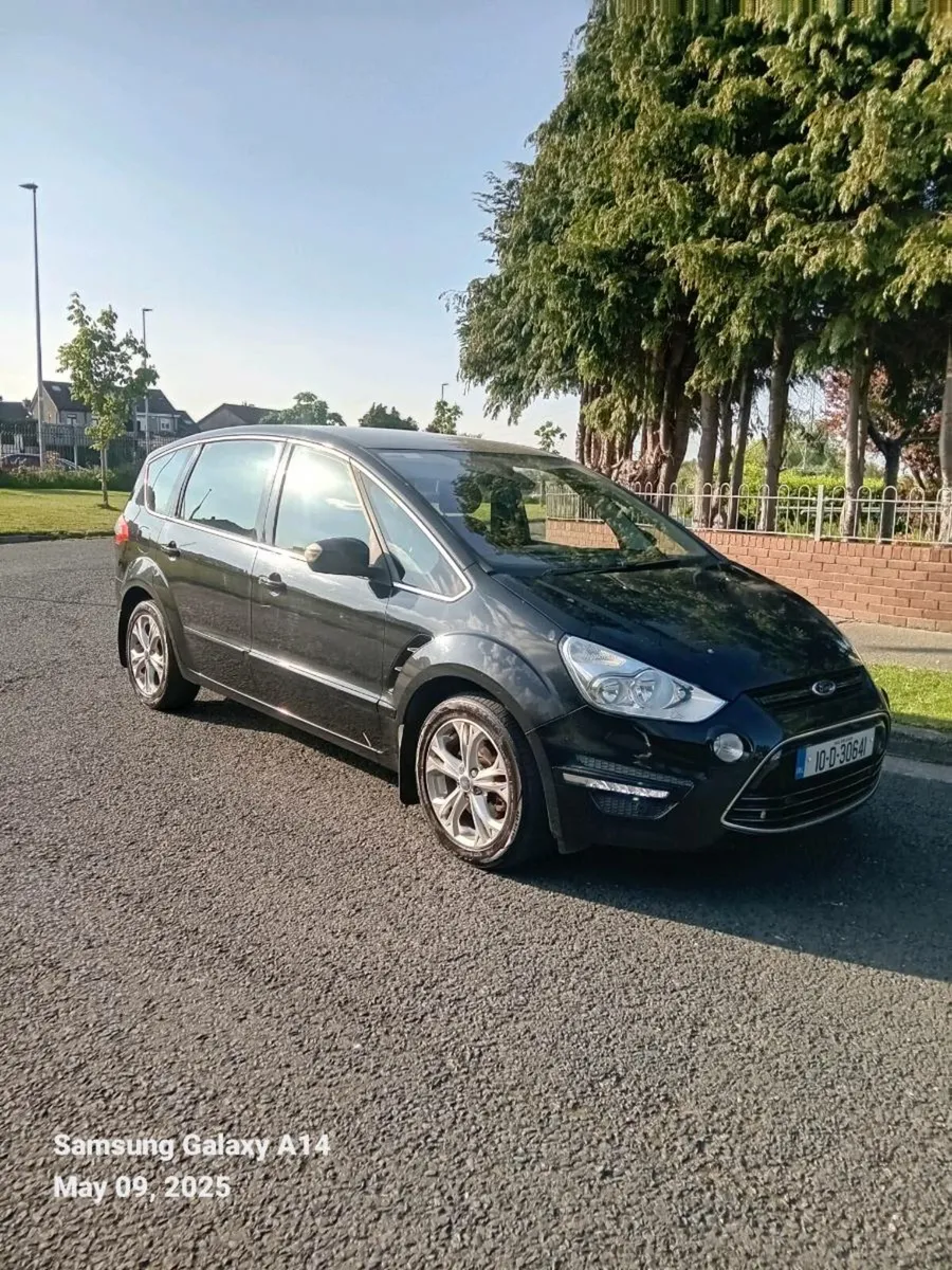 FORD S-MAX 7 SEATER TITANIUM.. LOW MILEAGE - Image 3