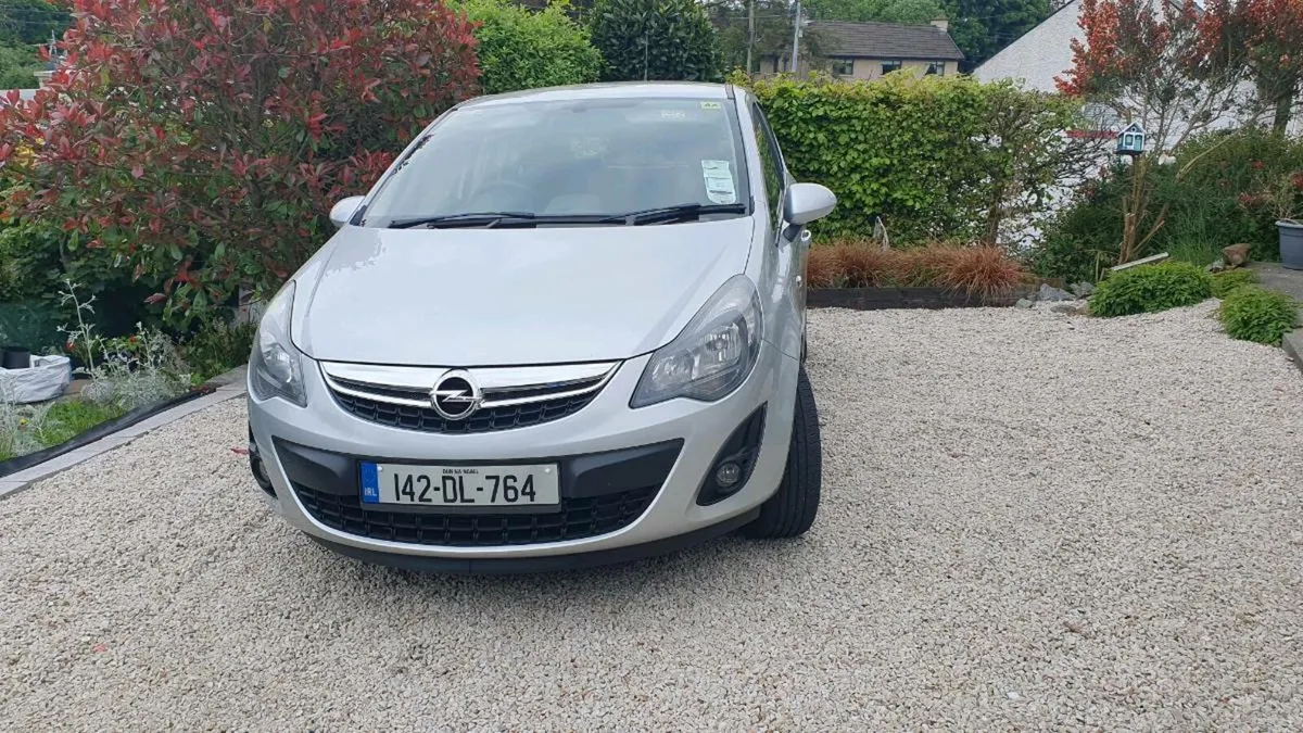 Opel Corsa Excite , eco, low mileage - Image 2