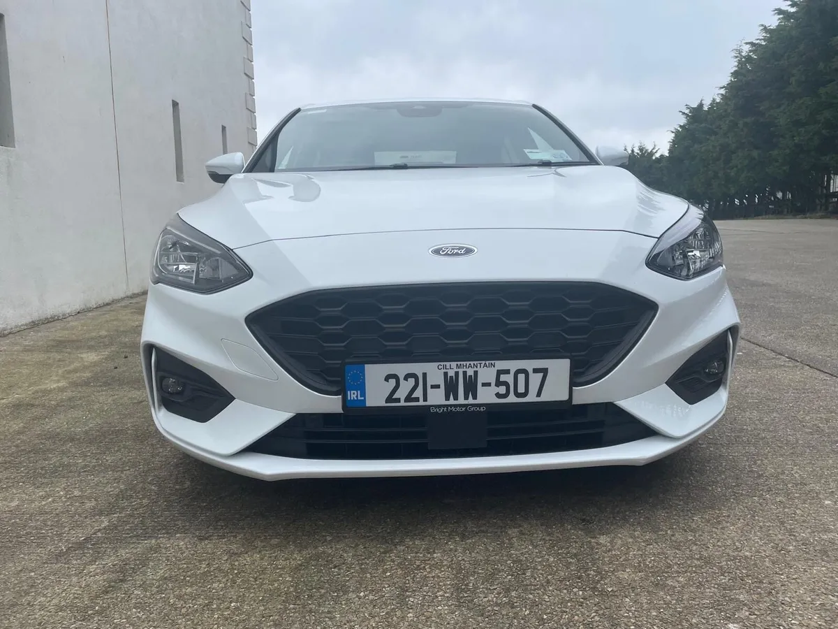 Ford Focus ST-line Edition 2022 - Image 2