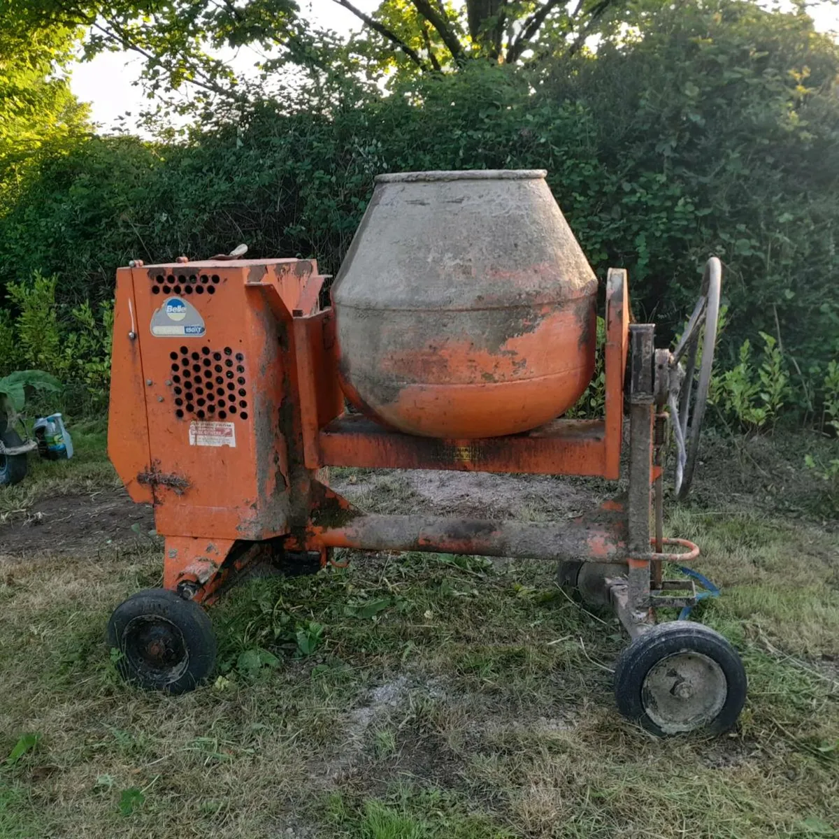 Concrete/ Cement mixer