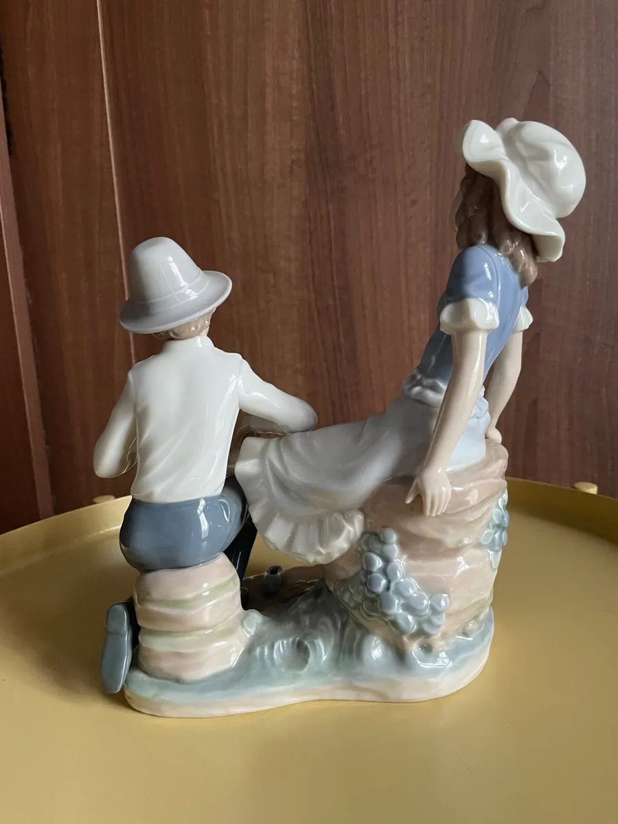NAO by lladro - Image 4