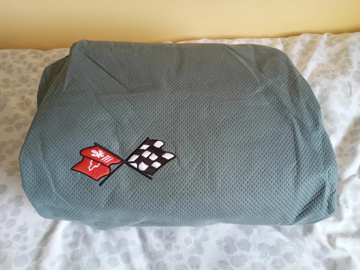 Delivery - Corvette 63 to 67 Car Cover Mosom Cover - Image 1