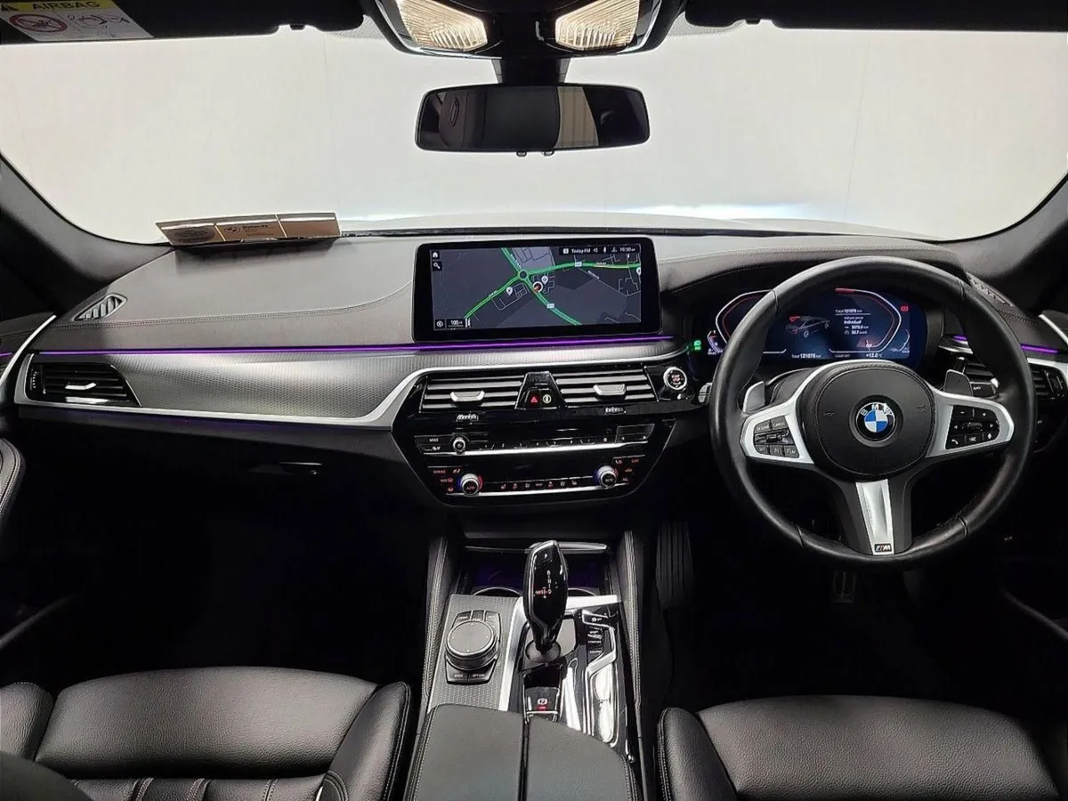 BMW 5 Series 520d M Sport Saloon - Image 4