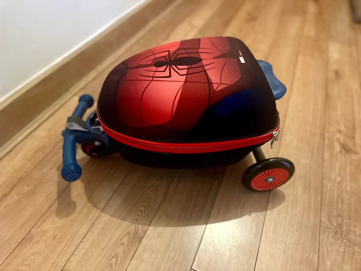 Kids scooter suitcase - Image 4
