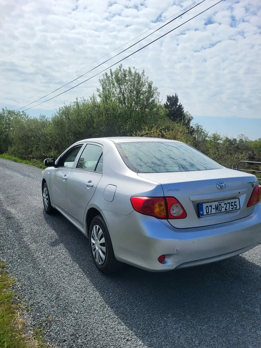 2007 Toyota Corolla - Image 3