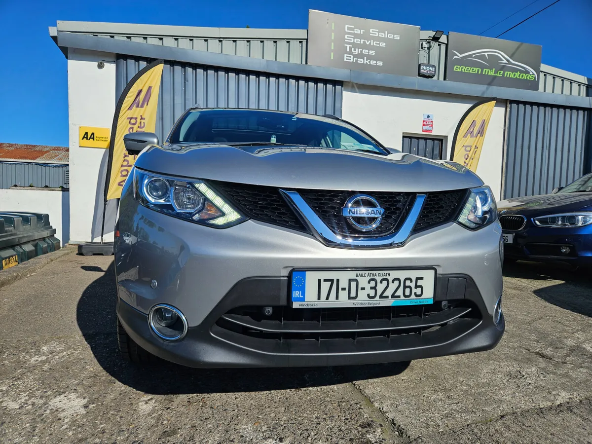 2017 NISSAN QASHQAI PREMIUM * LOW MILES - Image 2