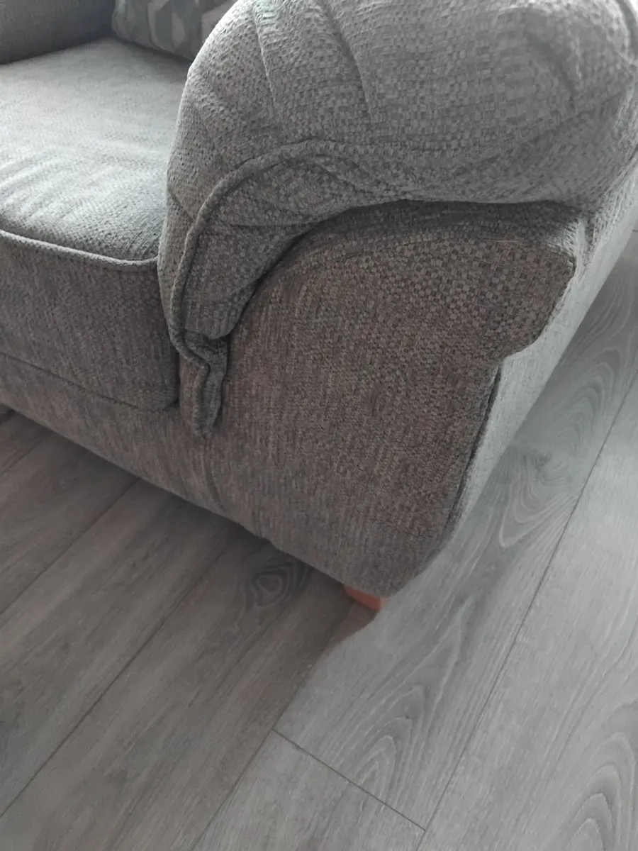 Chair - Image 2