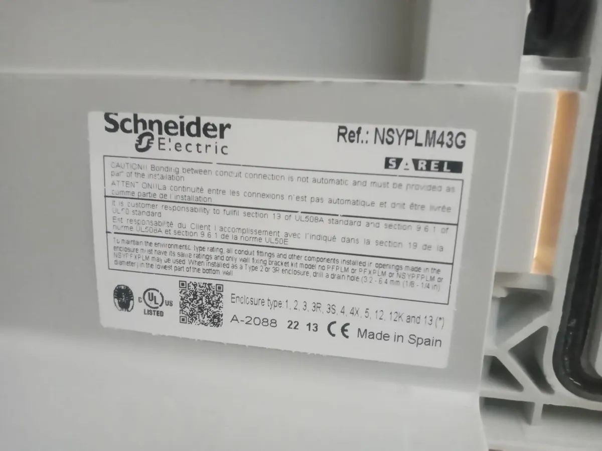 Delivery - SCHNEIDER ELECTRIC WALL BOX NSYPLM43G - Image 2