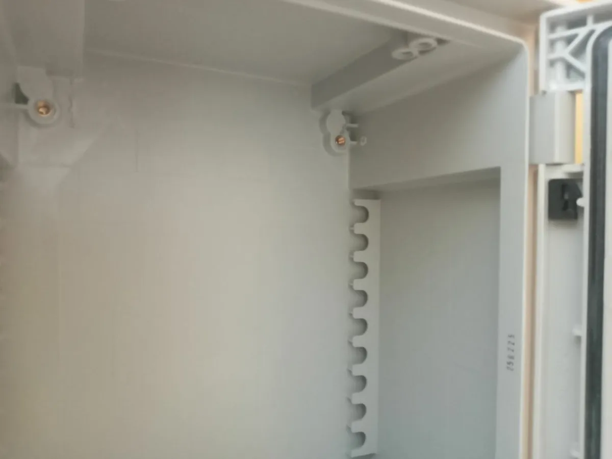 Delivery - SCHNEIDER ELECTRIC WALL BOX NSYPLM43G - Image 3