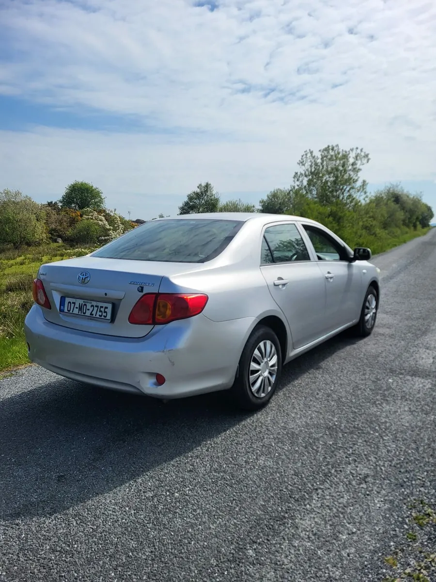 2007 Toyota Corolla - Image 2