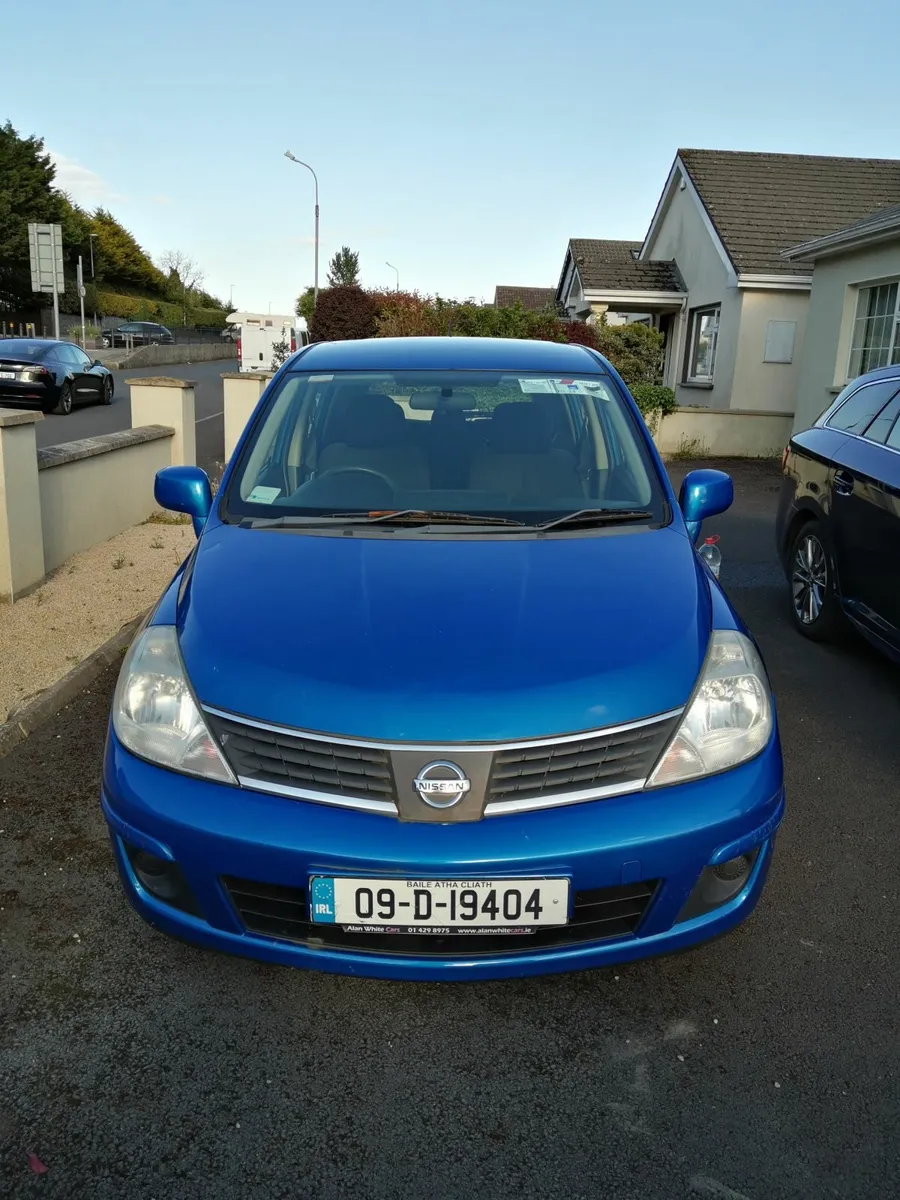 Nissan Tiida 2009 - Image 1