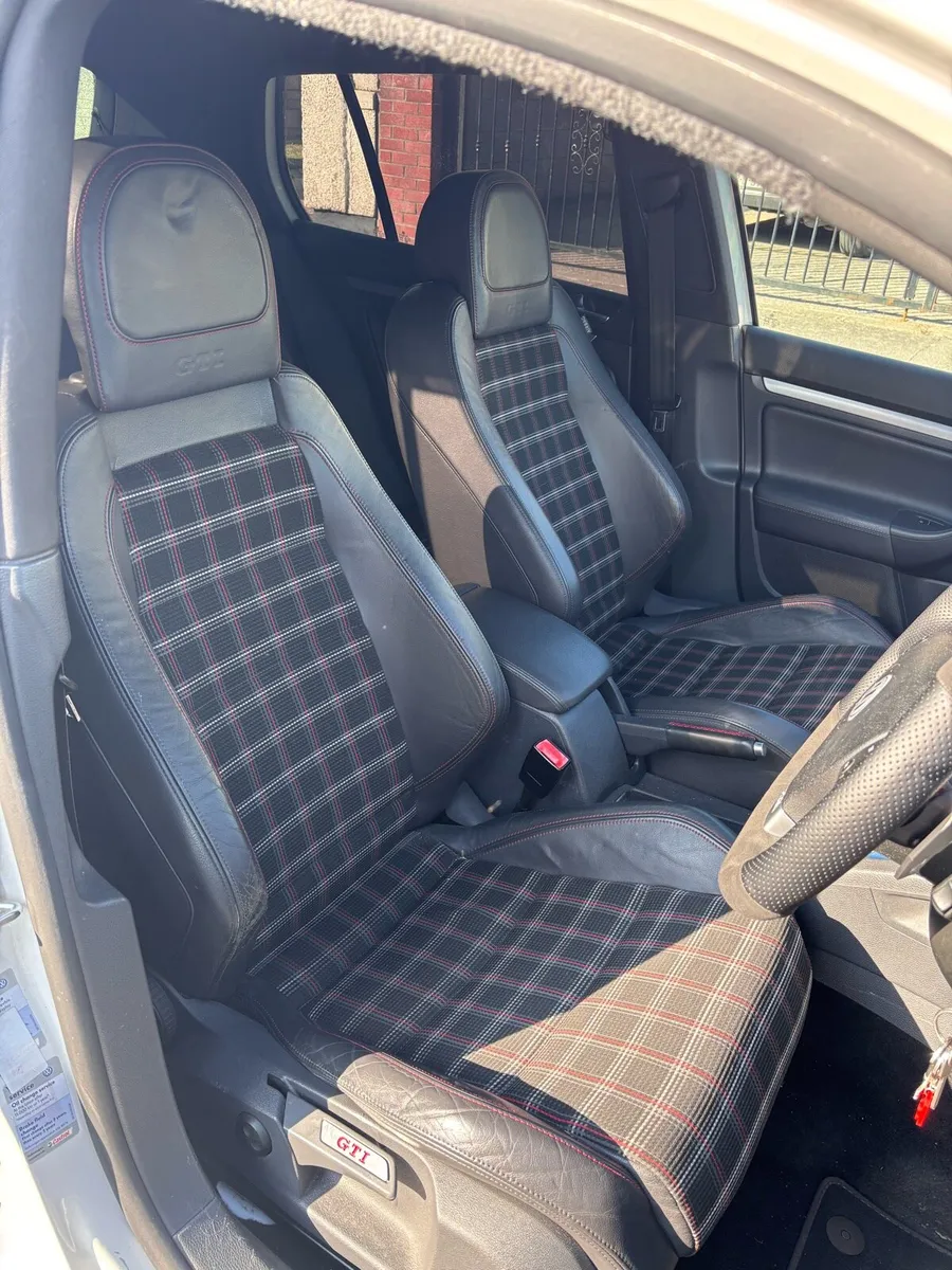 2008 MK5 GTI DSG Sunroof - Image 4