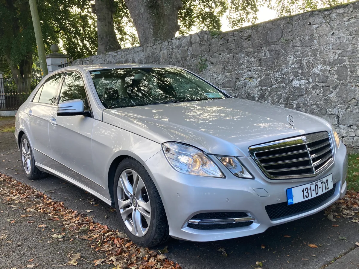 MERCEDES E300 BLUETEC DIESEL HYBRID AVANTGARGE - Image 3
