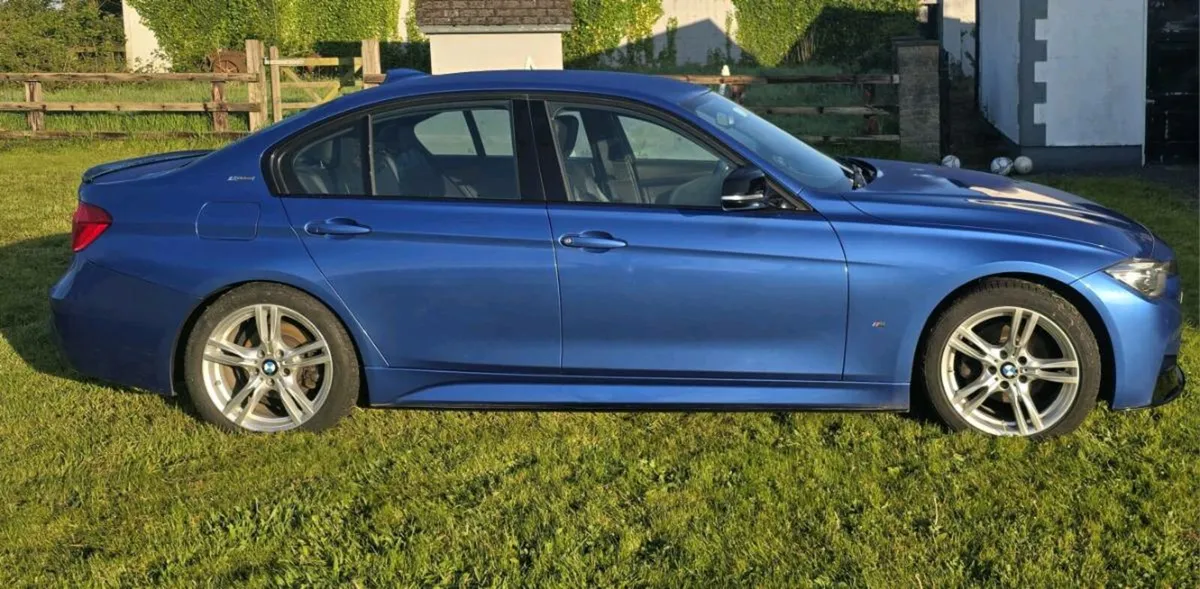 182 BMW 330e Hybrid M-Sport - Image 4