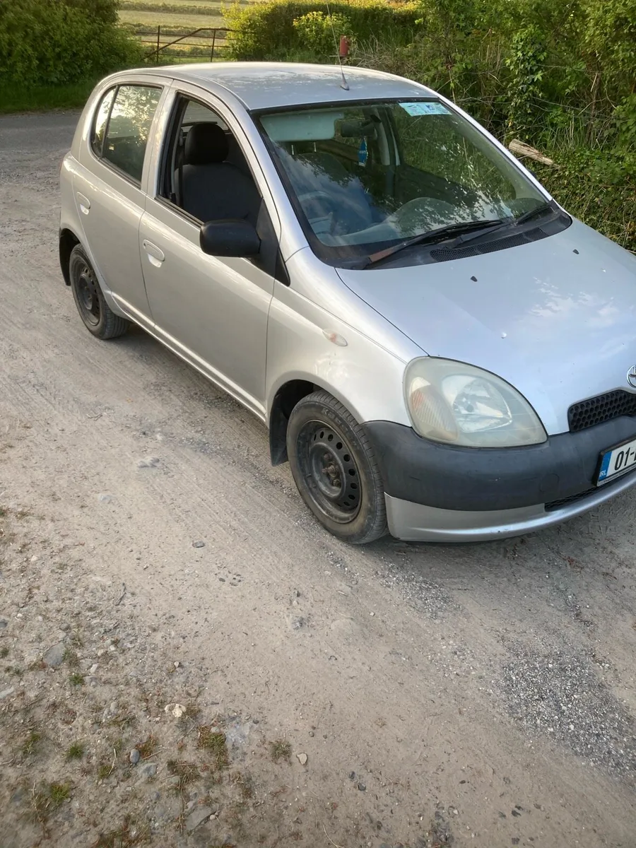 Toyota Yaris - Image 2