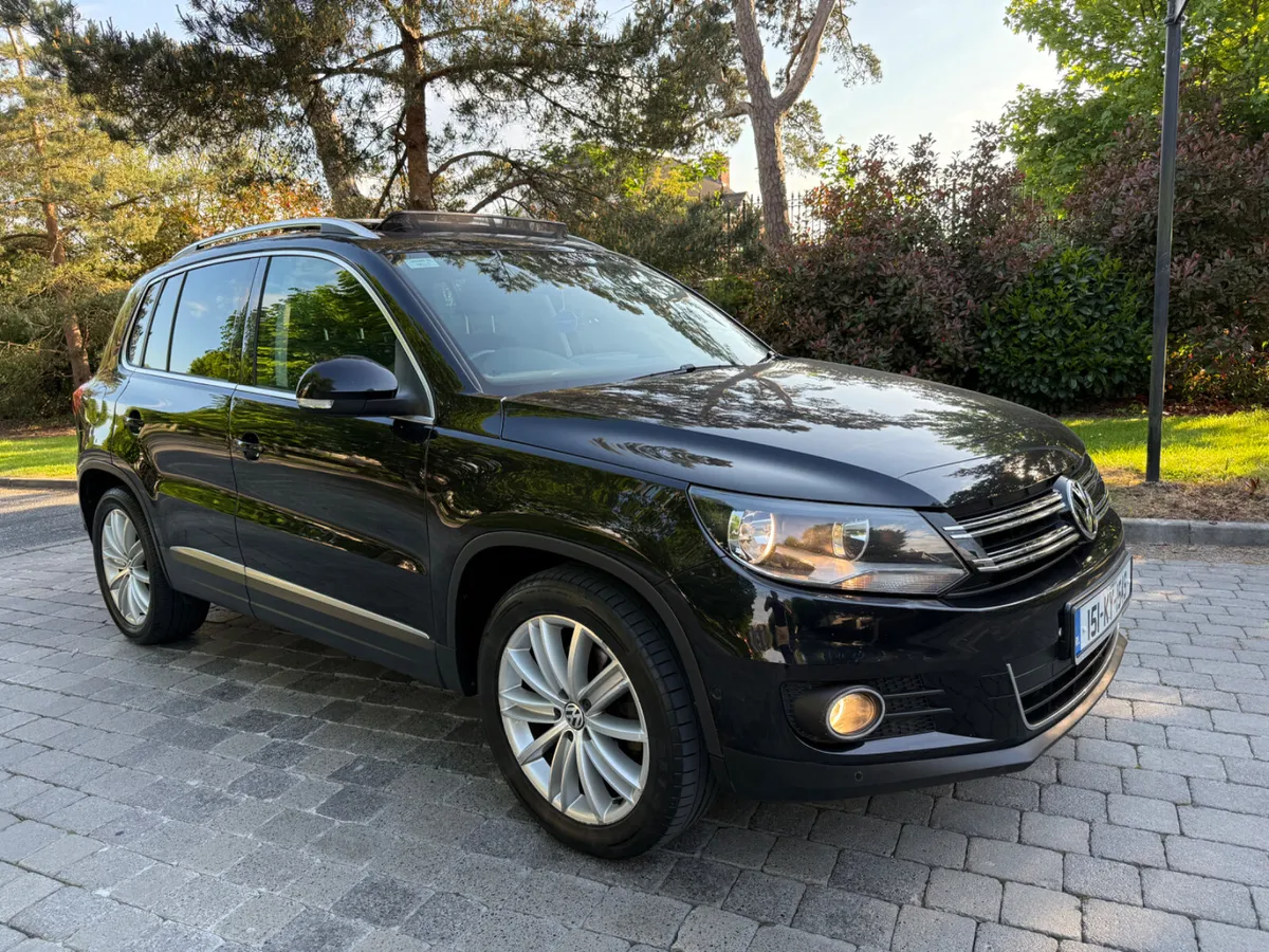 Volkswagen Tiguan 2015 Pan Roof Full Main Dealer - Image 2