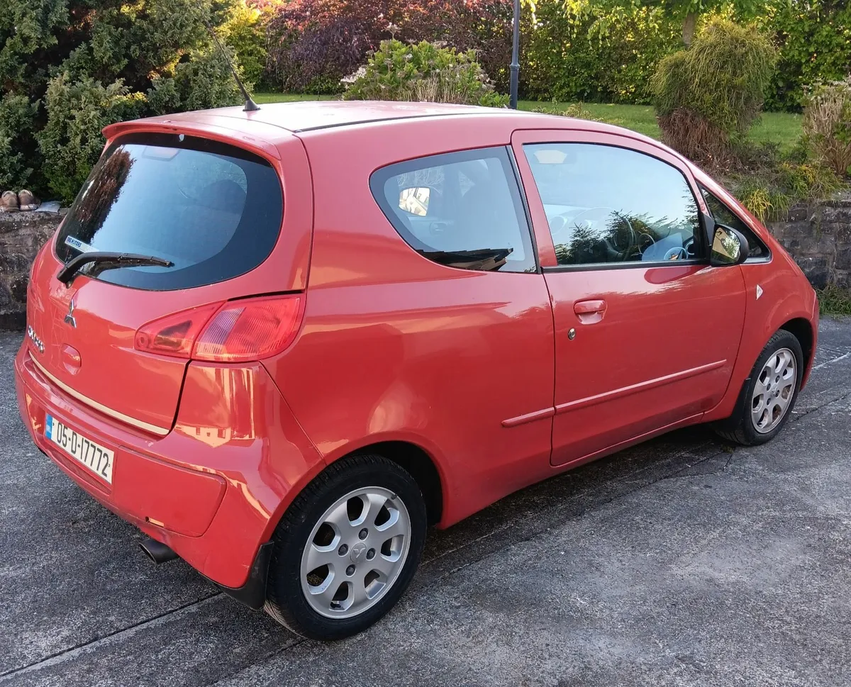 Mitsubishi Colt 2005 - Image 1
