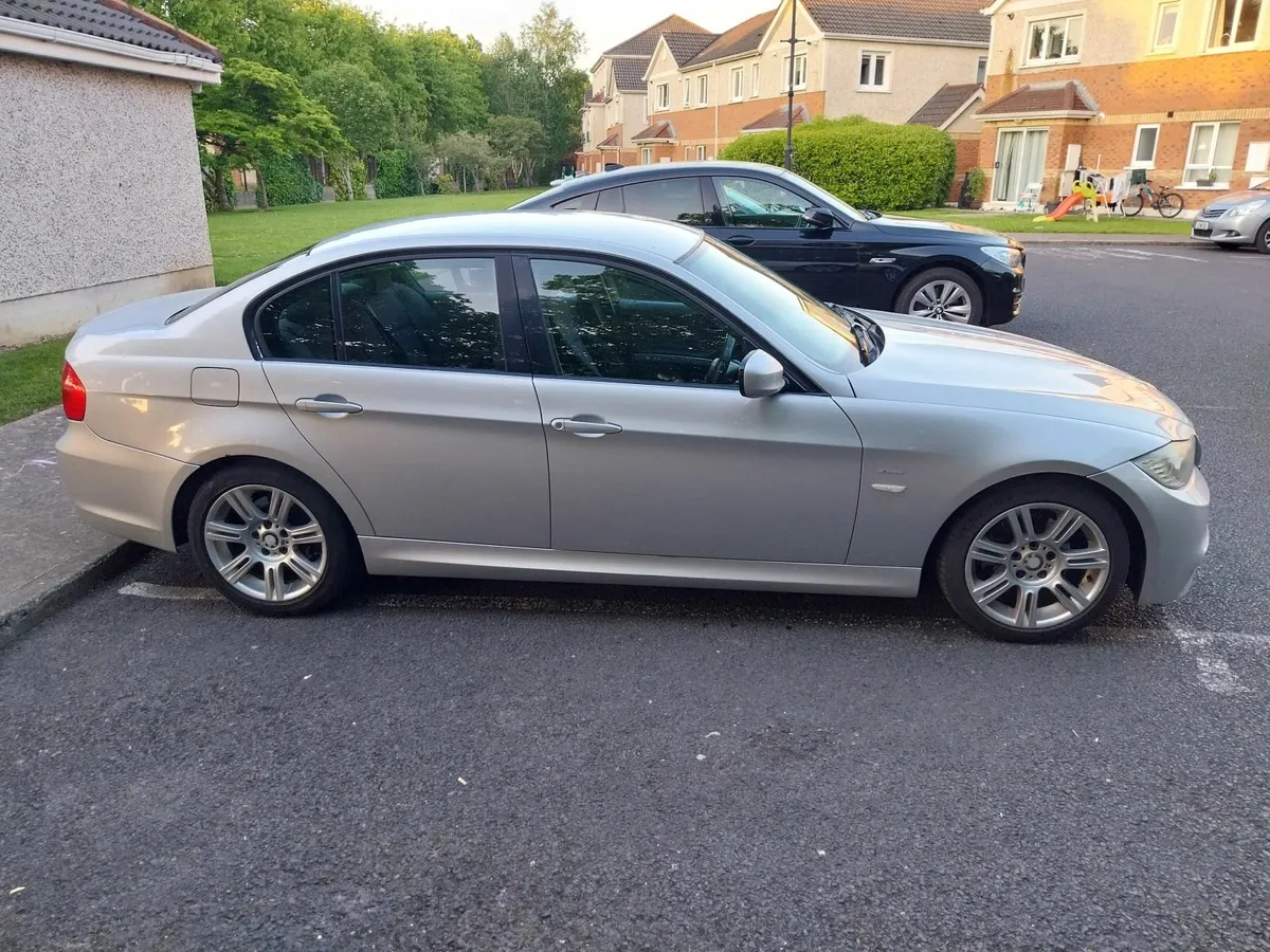 BMW 3-Series 2009 e90 m-sport 318d automatic - Image 4