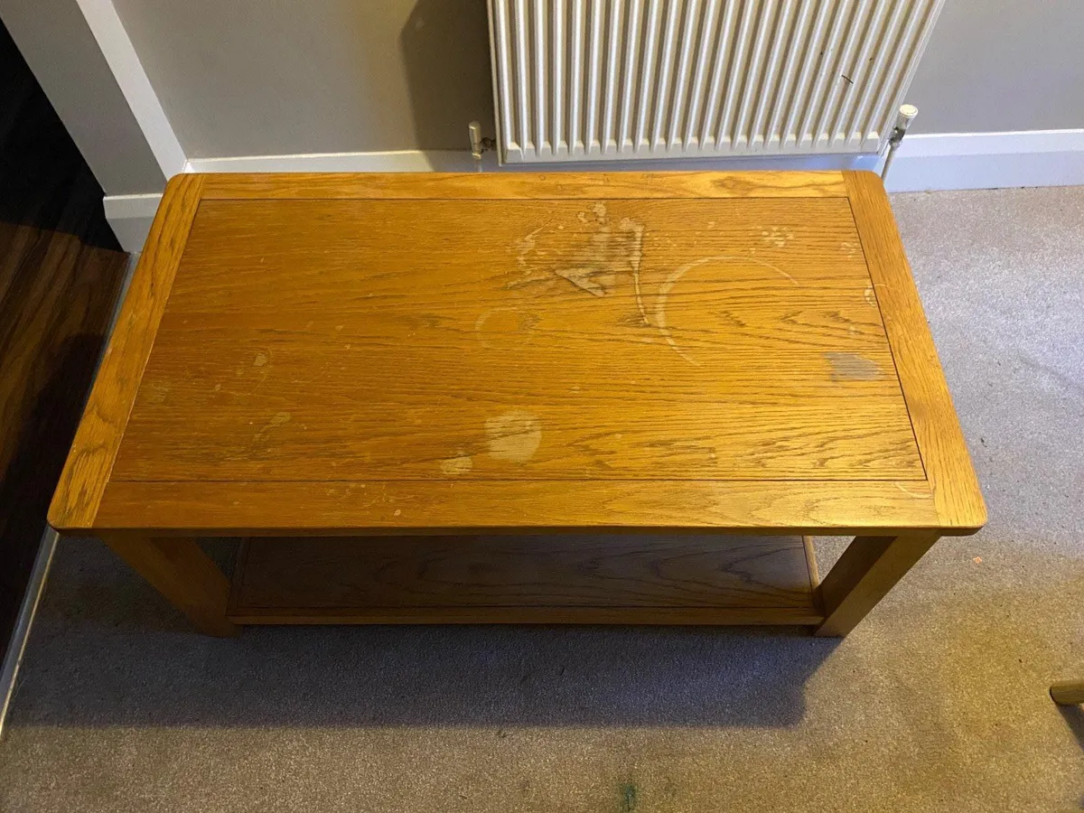 Oak coffee table - Image 1