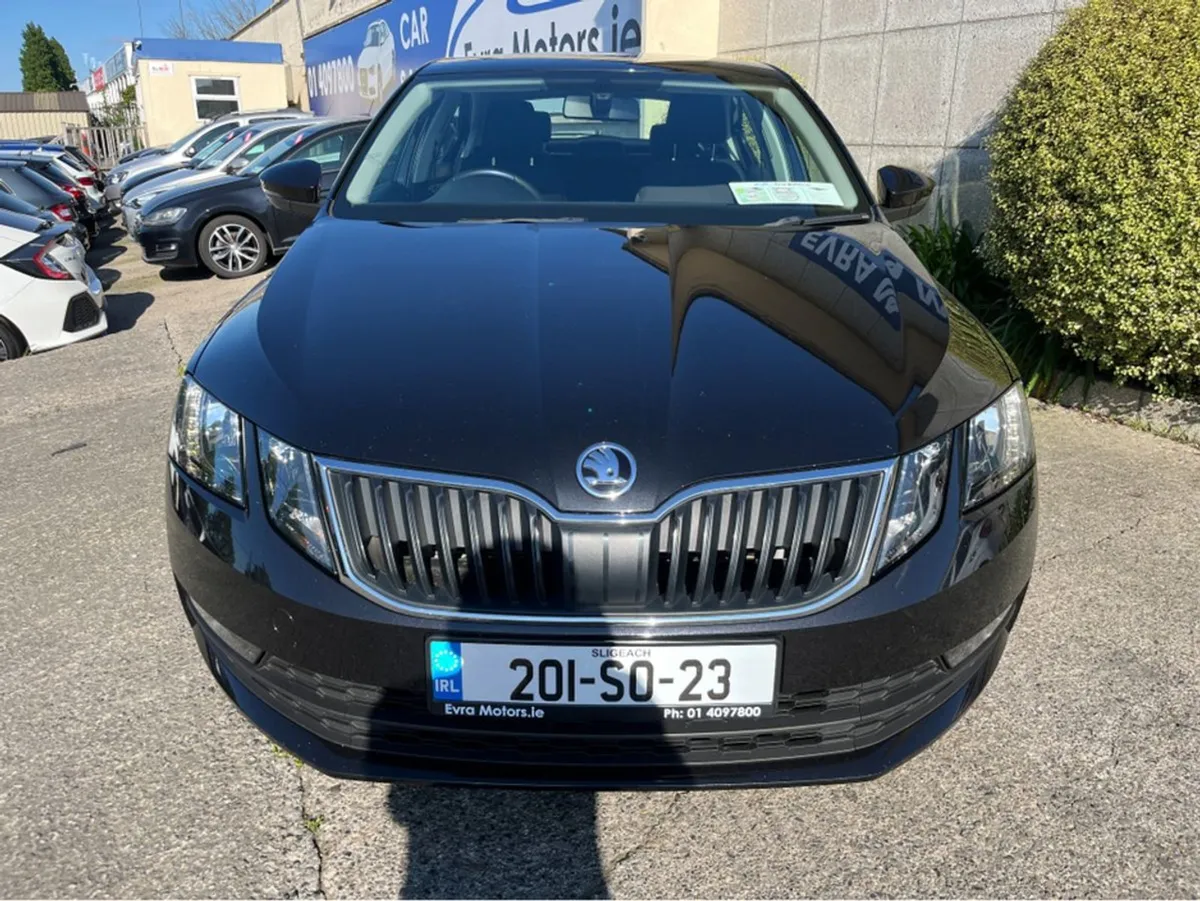 Skoda Octavia Ambition 1.6 TDI Diesel - Image 3