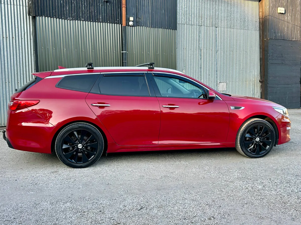 Kia Optima 2017 estate diesel - Image 3